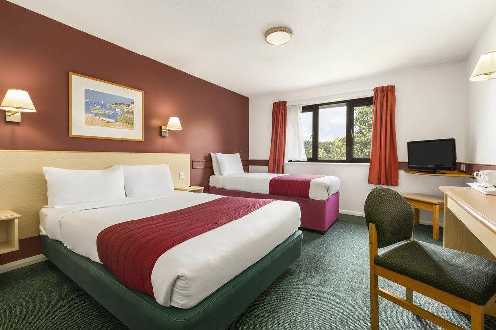 Hotel Ramada Bristol West Easton in Gordano Zewnętrze zdjęcie