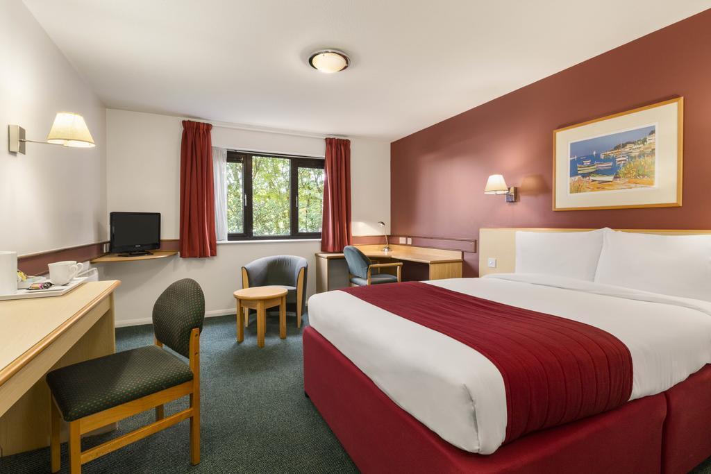 Hotel Ramada Bristol West Easton in Gordano Zewnętrze zdjęcie